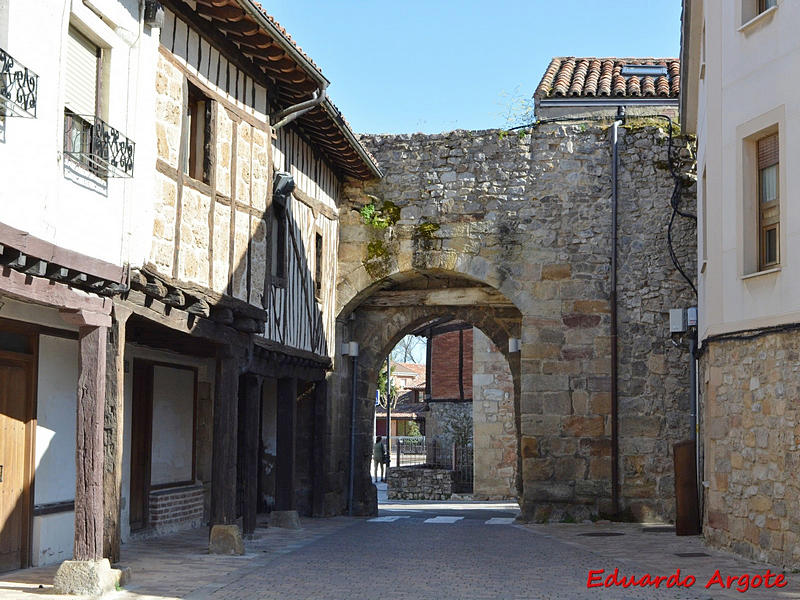 Muralla urbana de Aguilar de Campoo