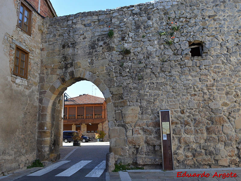 Muralla urbana de Aguilar de Campoo