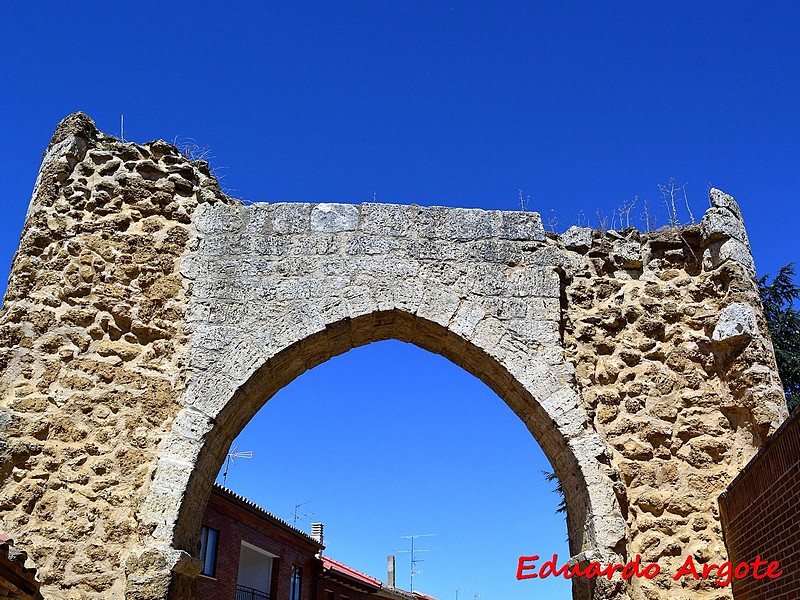 Muralla urbana de Becerril de Campos