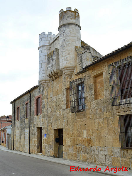 Casa Fuerte de Melgar de Yuso