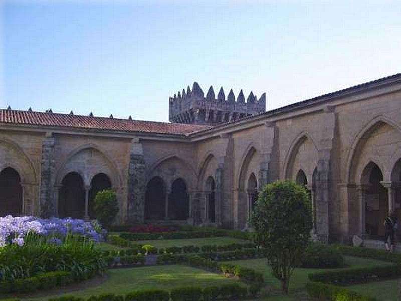 Catedral fortificada de la Asunción