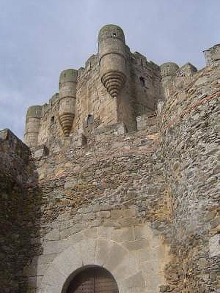 Castillo de Monleón