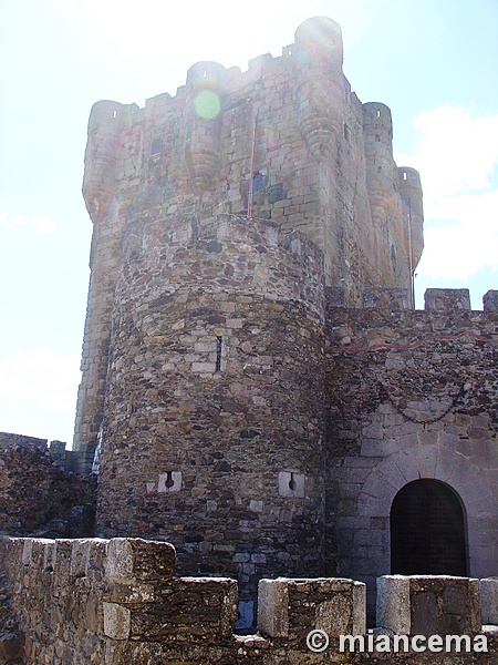 Castillo de Monleón