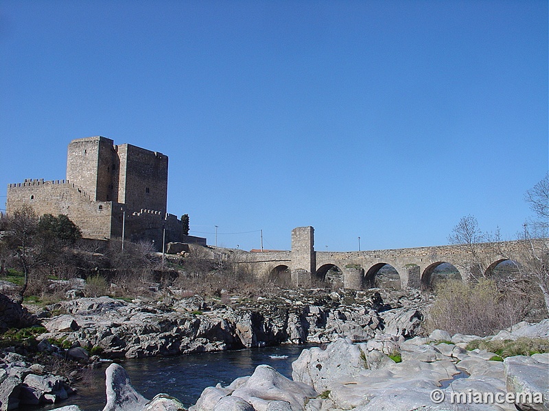 Castillo de Puente del Congosto