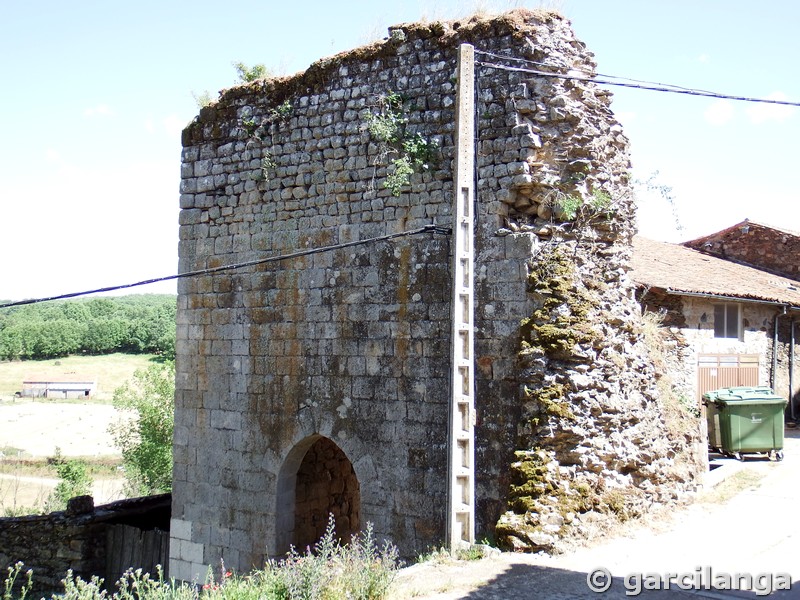 Muralla urbana de Monleón