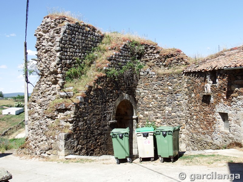 Muralla urbana de Monleón