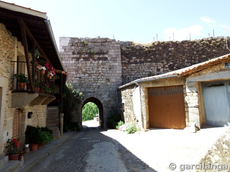 Muralla urbana de Monleón