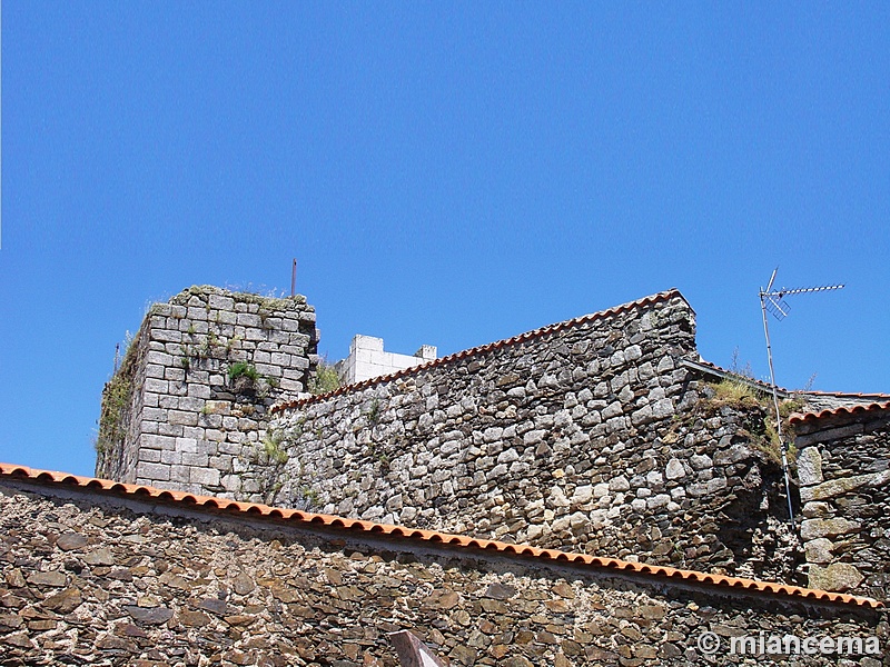 Muralla urbana de Monleón