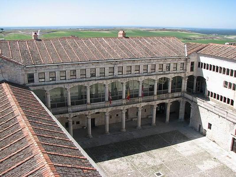 Castillo de los Duques de Alburquerque
