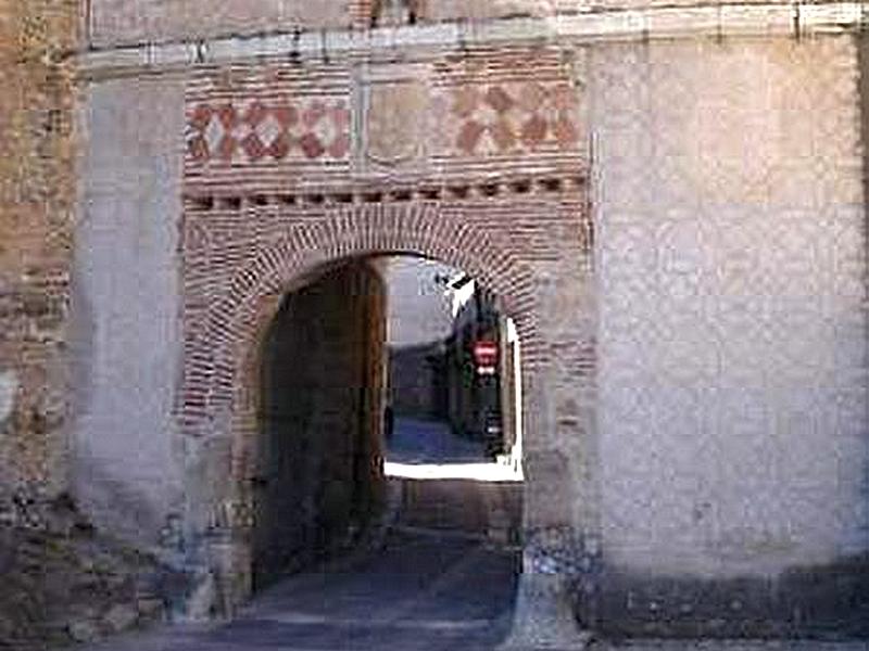 Puerta de la Villa