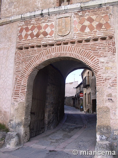 Puerta de la Villa