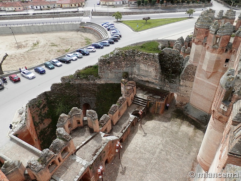 Muralla urbana de Coca