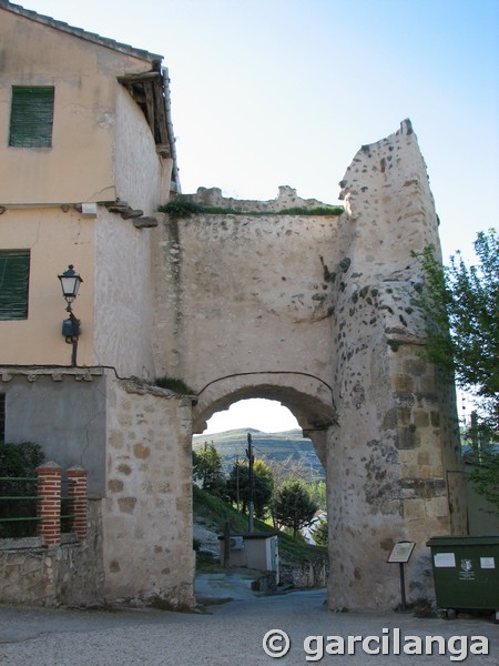 Puerta de La Calzada