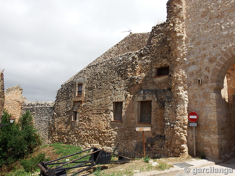 Muralla urbana de Maderuelo