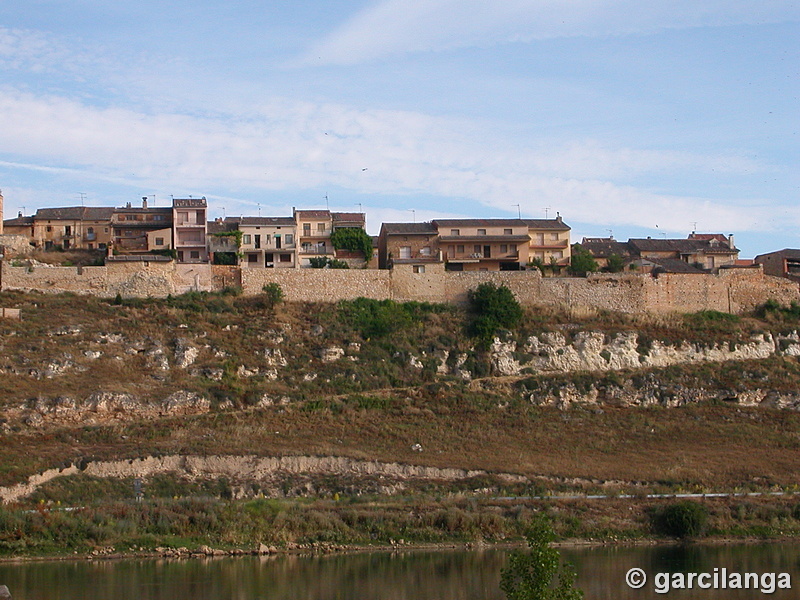 Muralla urbana de Maderuelo