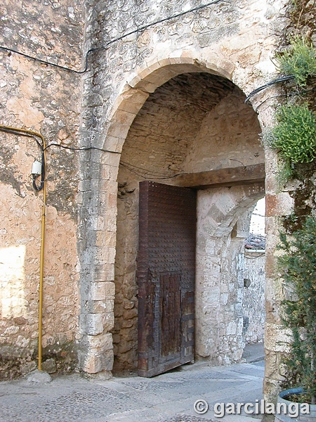 Muralla urbana de Maderuelo