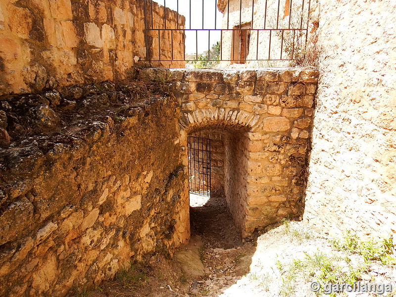 Muralla urbana de Maderuelo