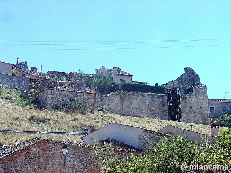 Muralla urbana de Maderuelo