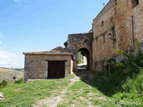 Muralla urbana de Maderuelo