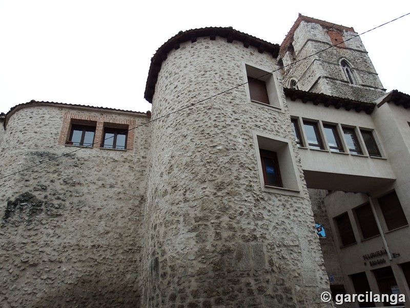 Iglesia fortificada de San Pedro