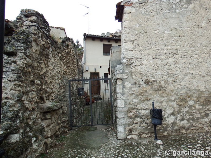 Iglesia fortificada de San Pedro