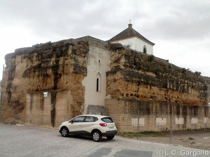 Muralla urbana de Sanlúcar la Mayor