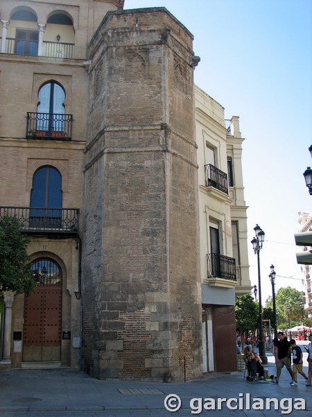 Muralla urbana de Sevilla