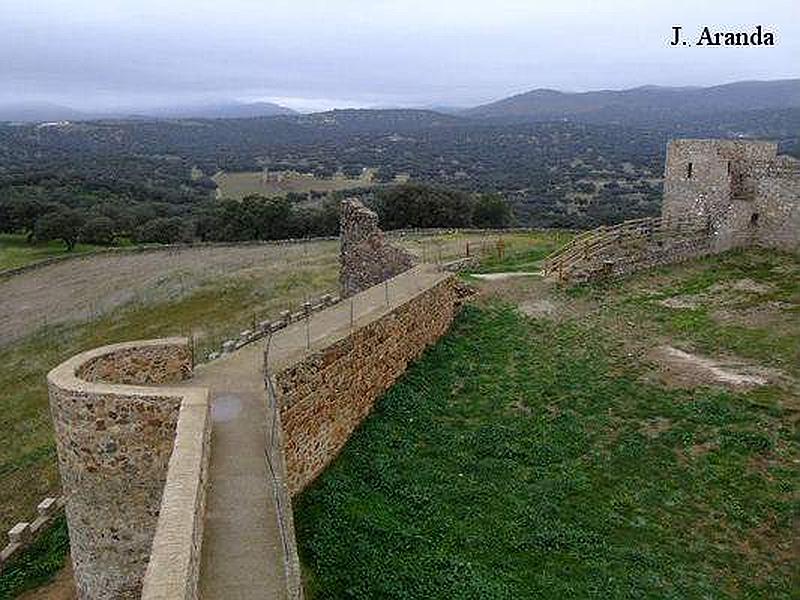 Castillo de El Real de la Jara