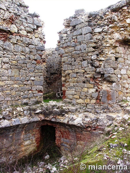 Castillo de San Leonardo de Yagüe