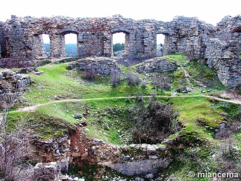 Castillo de San Leonardo de Yagüe