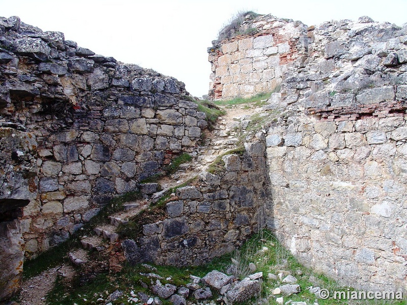 Castillo de San Leonardo de Yagüe