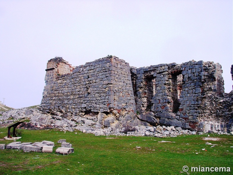 Castillo de San Leonardo de Yagüe