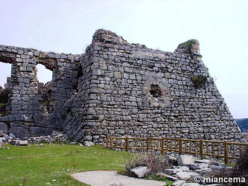 Castillo de San Leonardo de Yagüe