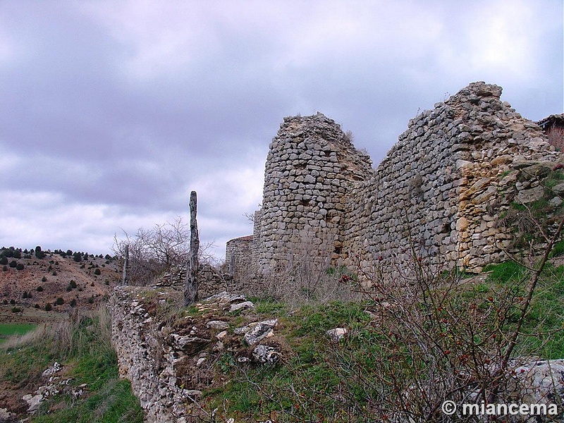 Muralla urbana de Calatañazor