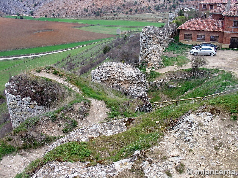 Muralla urbana de Calatañazor