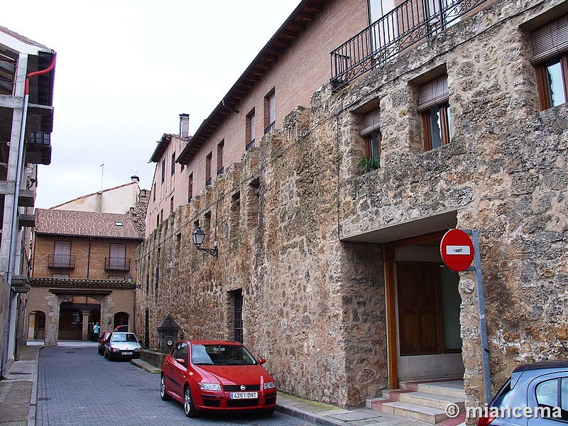 Muralla urbana de Burgo de Osma