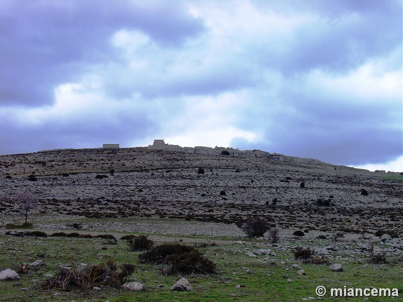 Muralla urbana de Peñalcázar