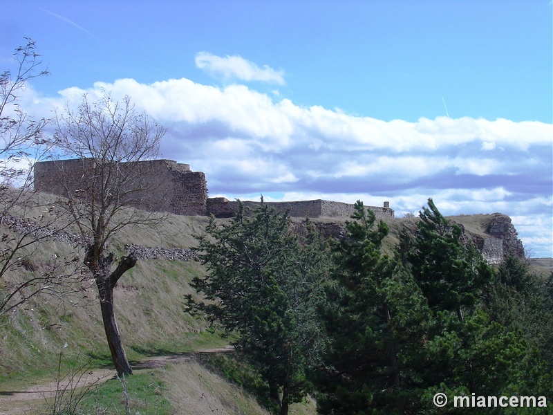 Muralla urbana de Medinaceli