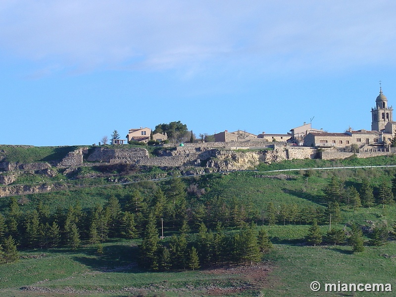 Muralla urbana de Medinaceli