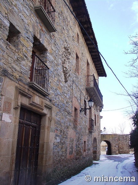 Muralla urbana de San Pedro Manrique