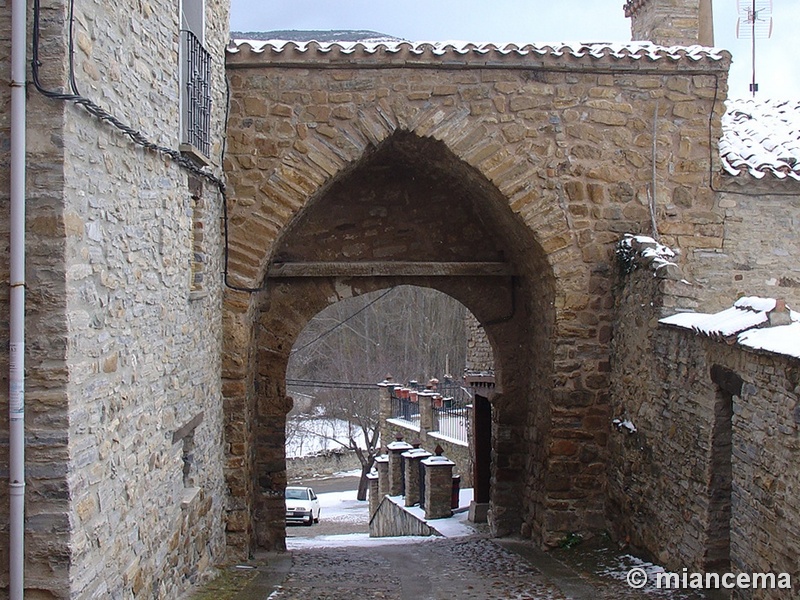 Puerta del Río