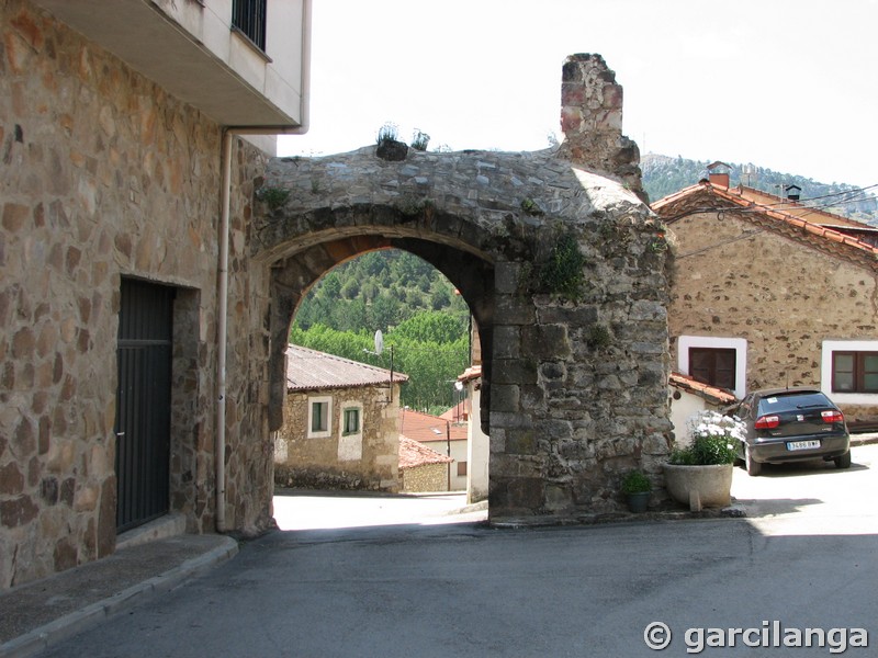 Muralla urbana de San Leonardo de Yagüe