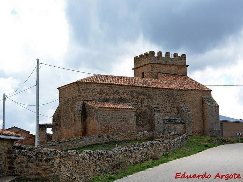 Iglesia fortificada de Santo Domingo de Silos