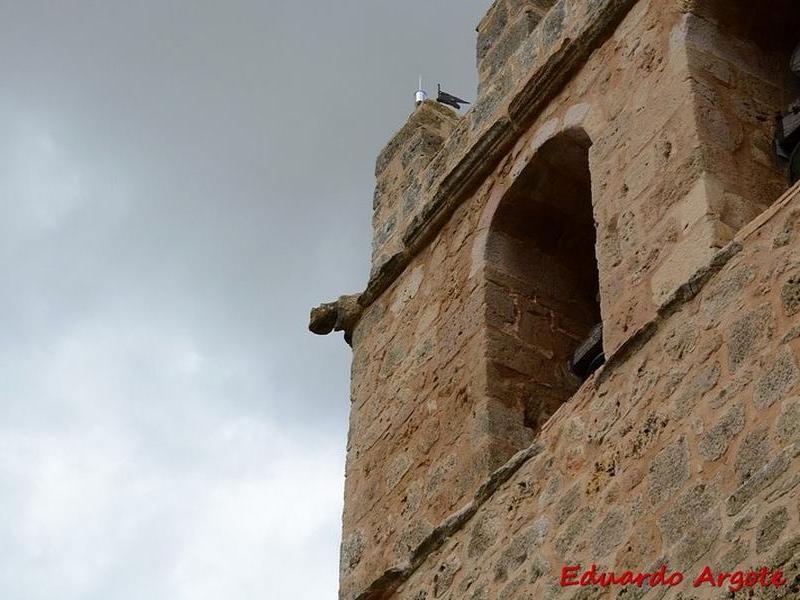 Iglesia fortificada de Santo Domingo de Silos