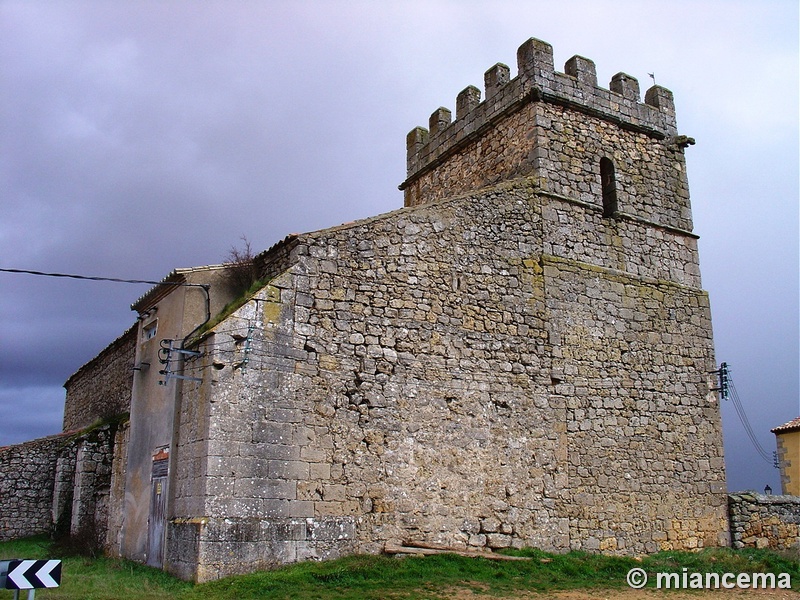 Iglesia fortificada de Santo Domingo de Silos