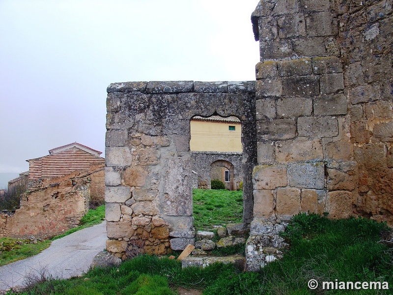 Iglesia fortificada de Santo Domingo de Silos