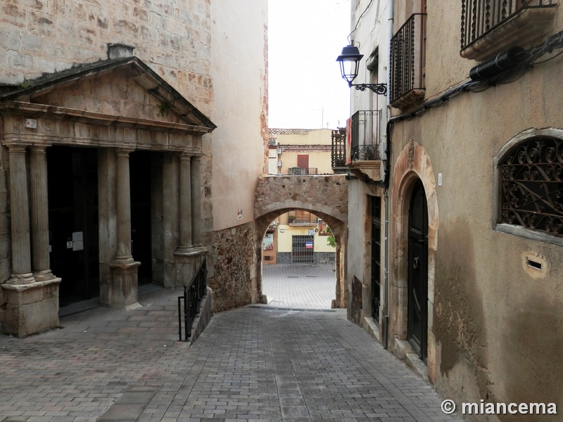 Muralla urbana de Mont-roig del Camp