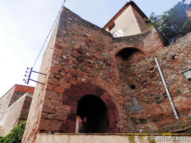 Muralla urbana de Mont-roig del Camp