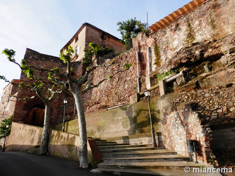 Muralla urbana de Mont-roig del Camp