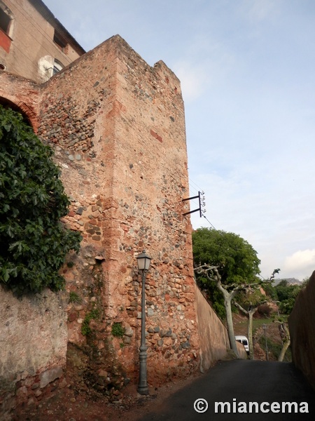 Muralla urbana de Mont-roig del Camp